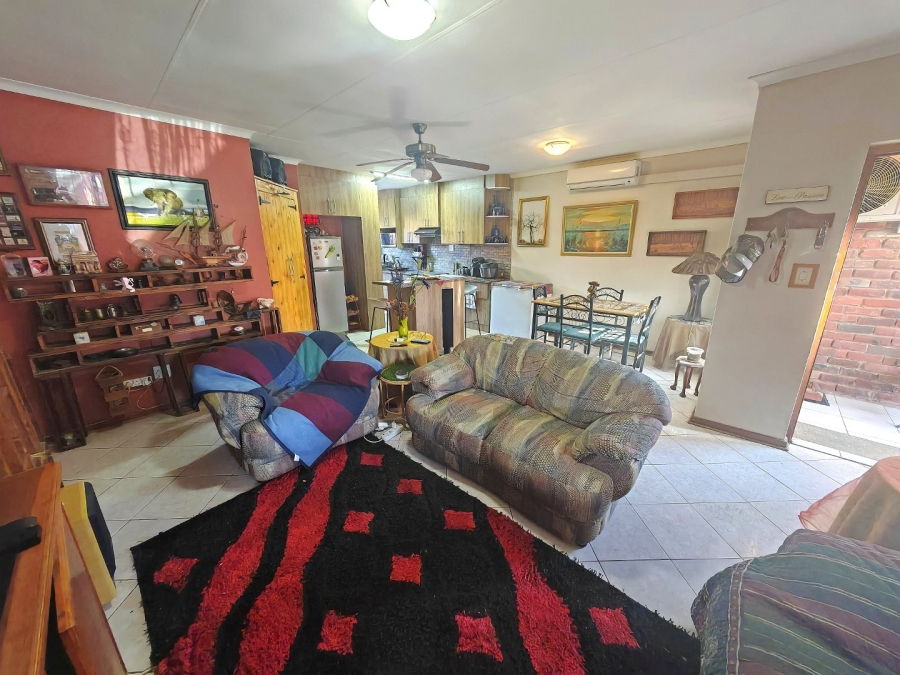 2 Bedroom Property for Sale in Pellissier Free State